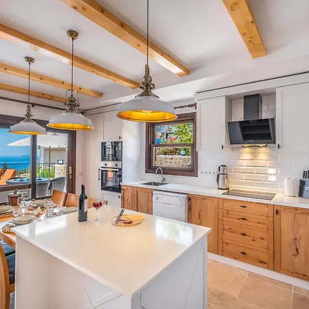 White Garden Villa Kaş