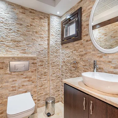 White Garden 빌라 카스