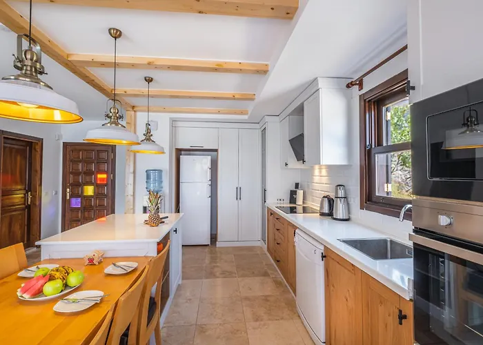 White Garden Villa *