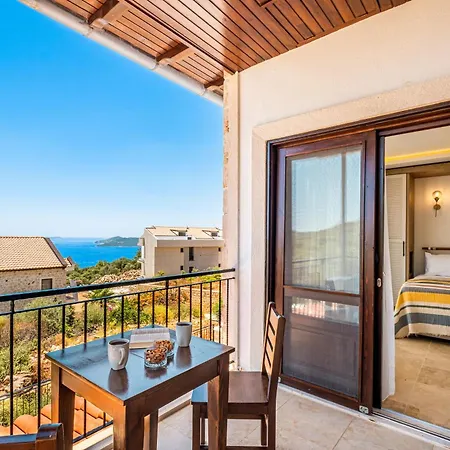 White Garden Villa *